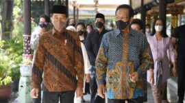 Presiden Joko Widodo Bersilaturahmi Dengan Sultan Hamengku Buwono X (detikindonesia.co.id) 