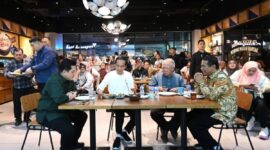 Presiden Joko Widodo Bersama Para Menteri Makan Malam (dok: detikindonesia.co.id) ANTARA