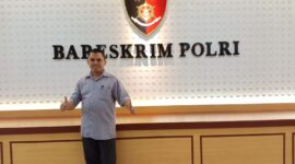 Foto dokumentasi : Iswan Samma, SH, Kuasa Hukum Nasabah a.n : Tatan Sudjana Mengadukan Bank BJB dan PT Oke Asset Indonesia ke Bareskrim Polri