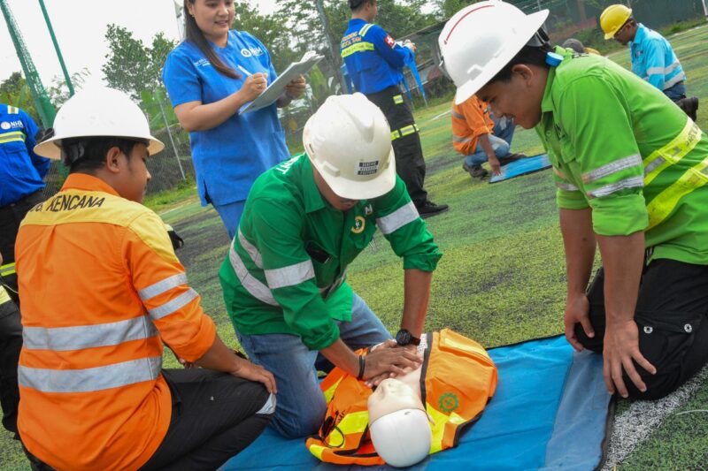 Lomba first aid response di PT NHM. (Detik Indonesia/Tandaseru/NHM)