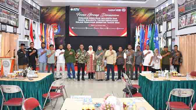 KPU Kota Tidore Gelar FGD (Fajarmalut)