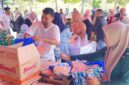 Suasana pasar murah di Benteng Oranje, Kota Ternate, yang dipadati warga yang ingin membeli paket sembako murah. (Detik Indonesia/Fajar Malut)