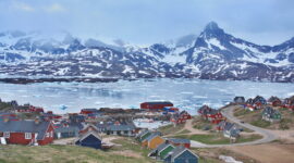 Greenland, tanah milik Denmark (Sumber : Wikipedia)