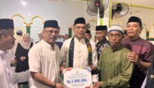 Wakil Bupati Kotabaru Syairi Mukhlis ketika melakukan kunjungan safari ramadhan ke Tanjung Seloka kecamatan pulau laut selatan kabupaten kotabaru (Detik Indonesia/Shalokal Indonesia)