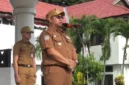 Bupati TTU, Yoseph Falentinus Delasalle Kebo saat memberikan arahan dalam apel pagi bersama ASN (Poldus Meomanu )