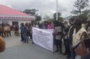 Perwakilan LMA 8 Kabupaten di Papua Pegunungan saat menyampaikan aksi protes di Kantor Gubernur Papua Pegunungan (Detik Indonesia/RRI/Ronny)